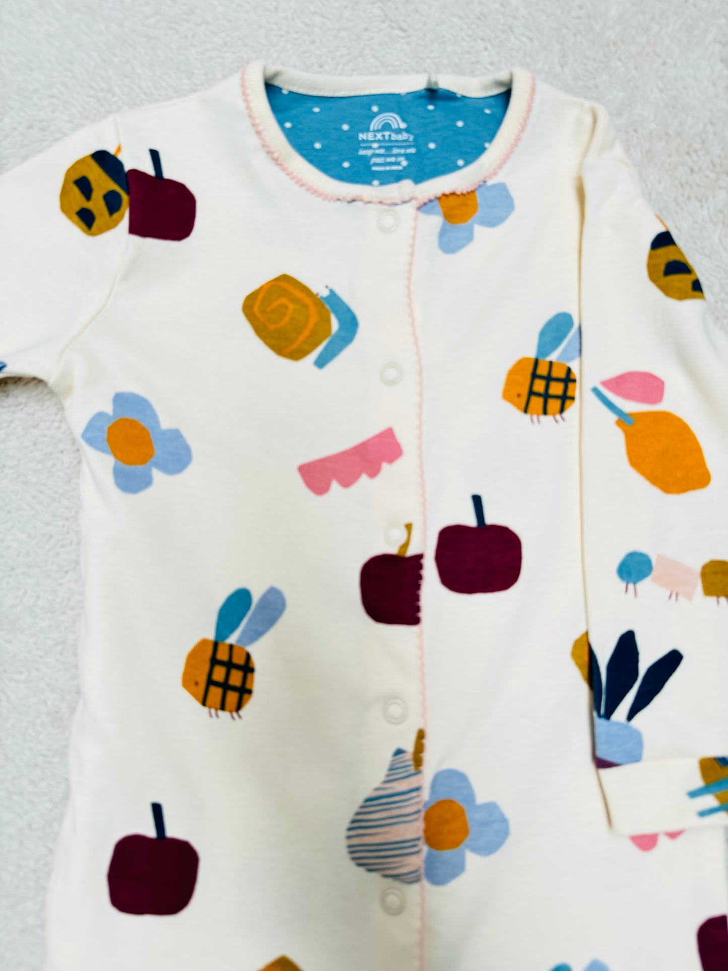 Sleepsuit - Characters on off white