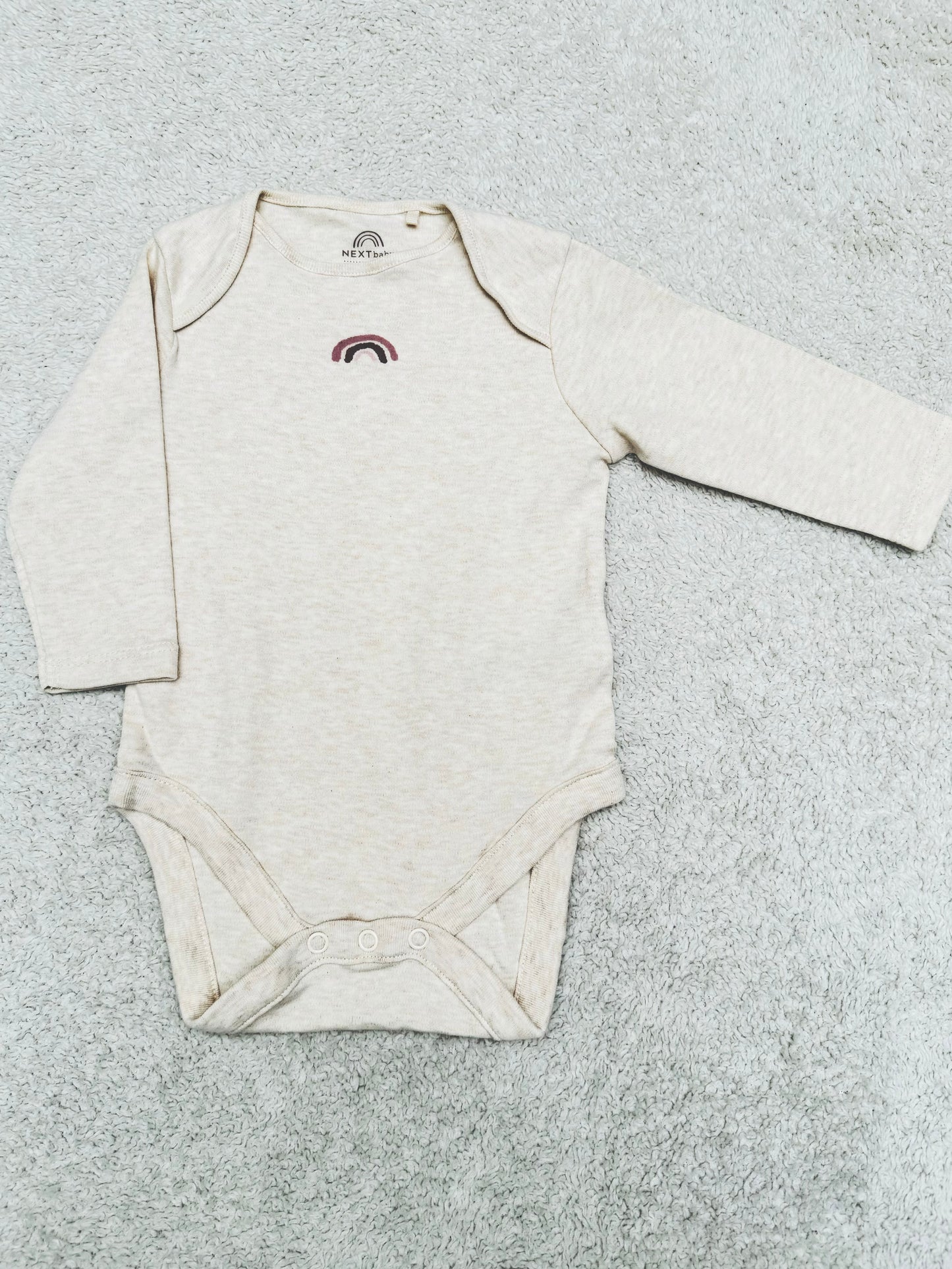 Off white textured print