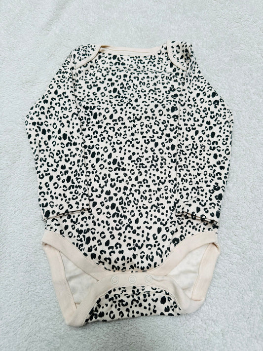 Long sleeves bodysuit off white cheetah print