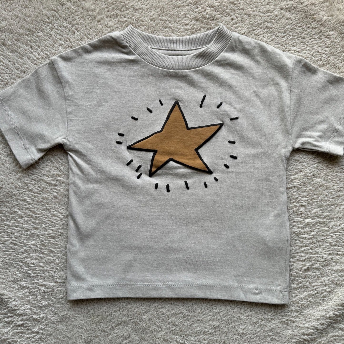 Half sleeves tshirt gray star