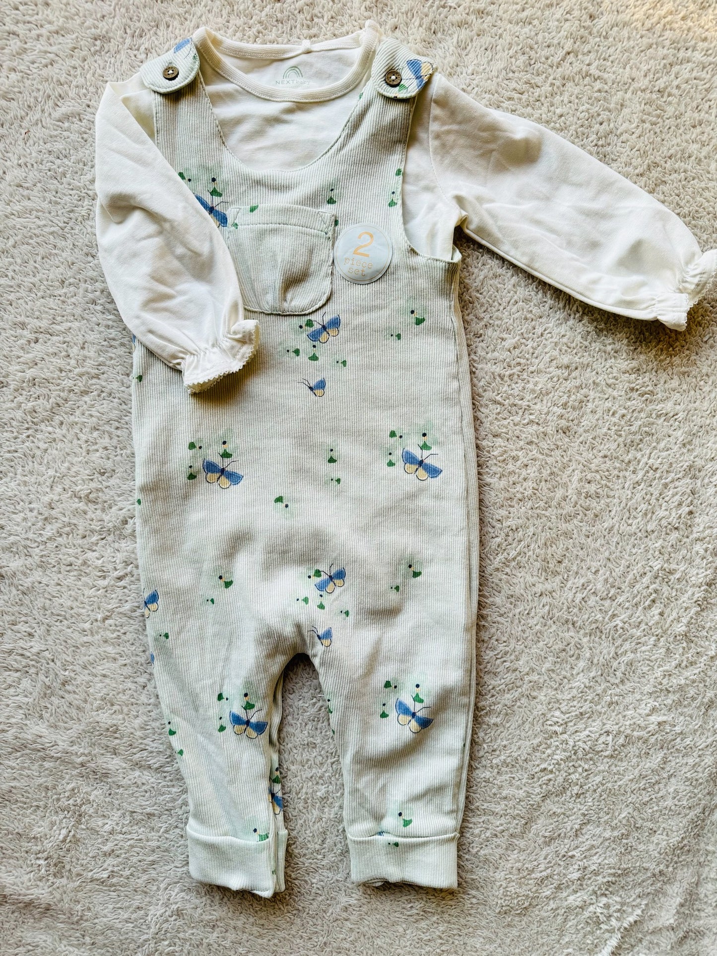 Dungaree with front pockets in green