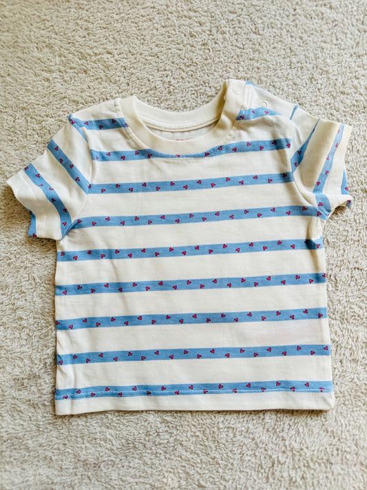 Round neck half sleeves tshirt White Hearts Stipes