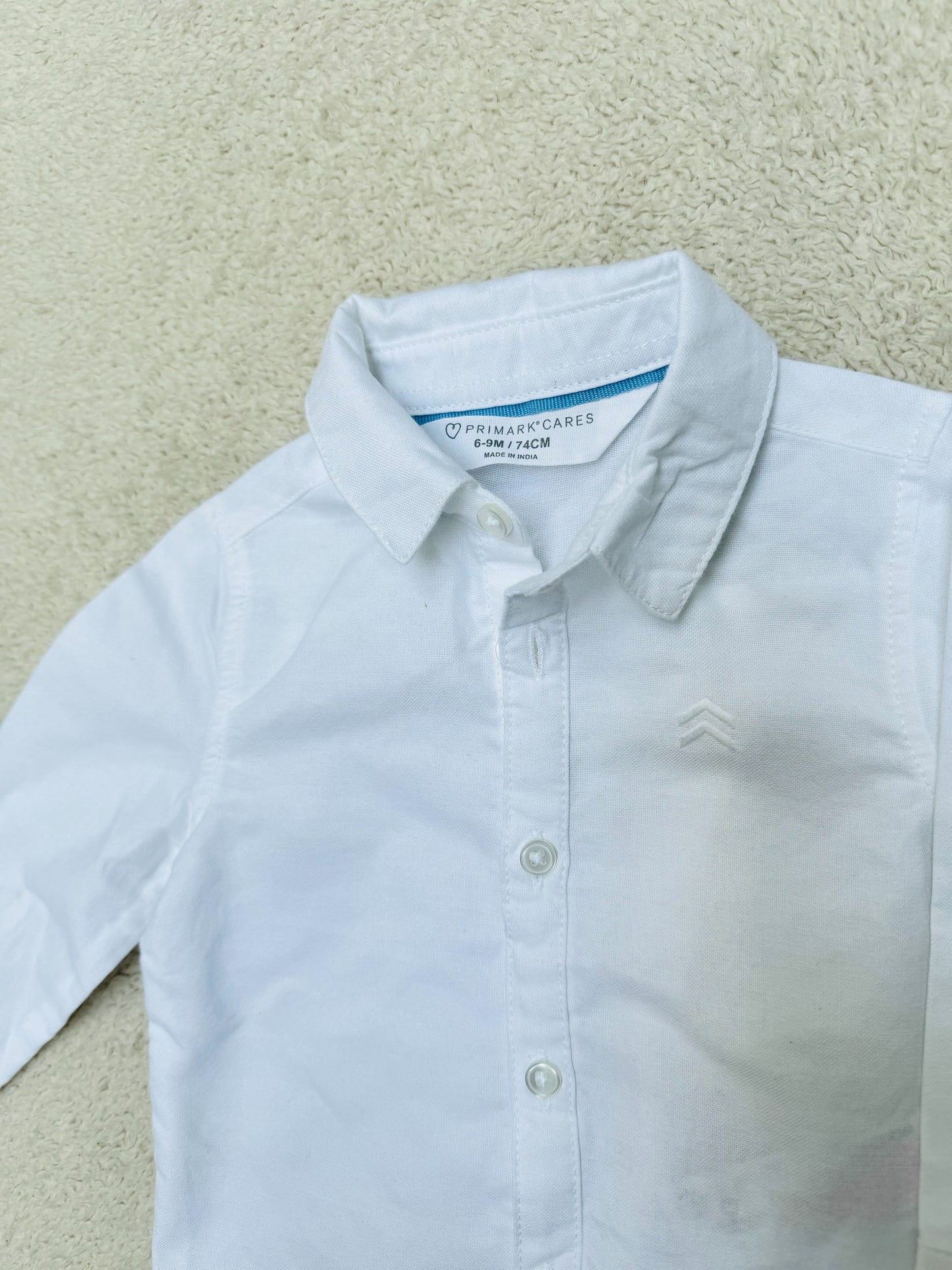 Full sleeves shirt white textured